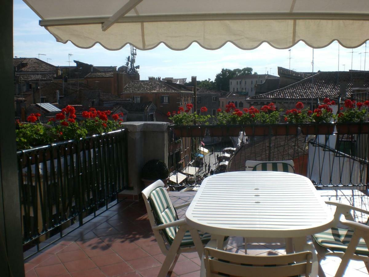 Hotel Le Mansarde Deluxe à Venise Extérieur photo