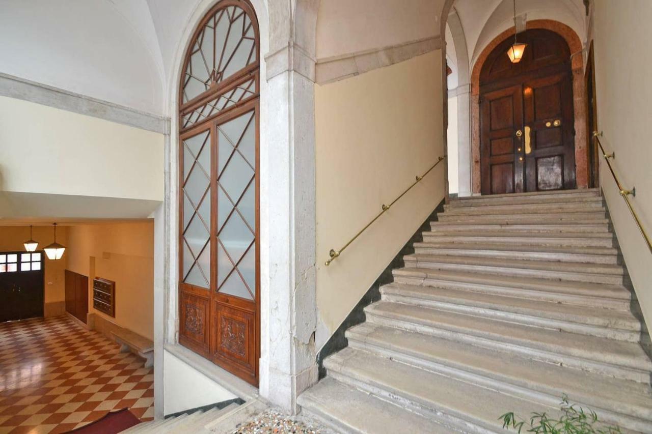 Hotel Le Mansarde Deluxe à Venise Extérieur photo