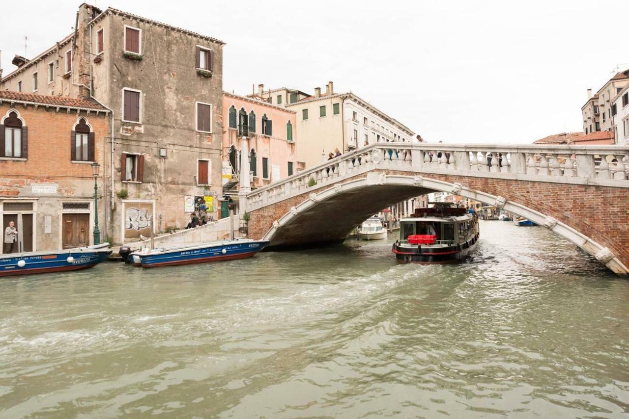 Hotel Le Mansarde Deluxe à Venise Extérieur photo